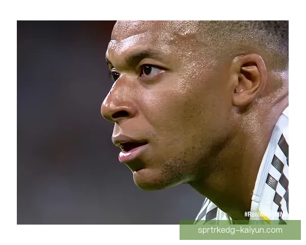 姆巴佩状态回暖，近期表现稳健再轰世界波进球